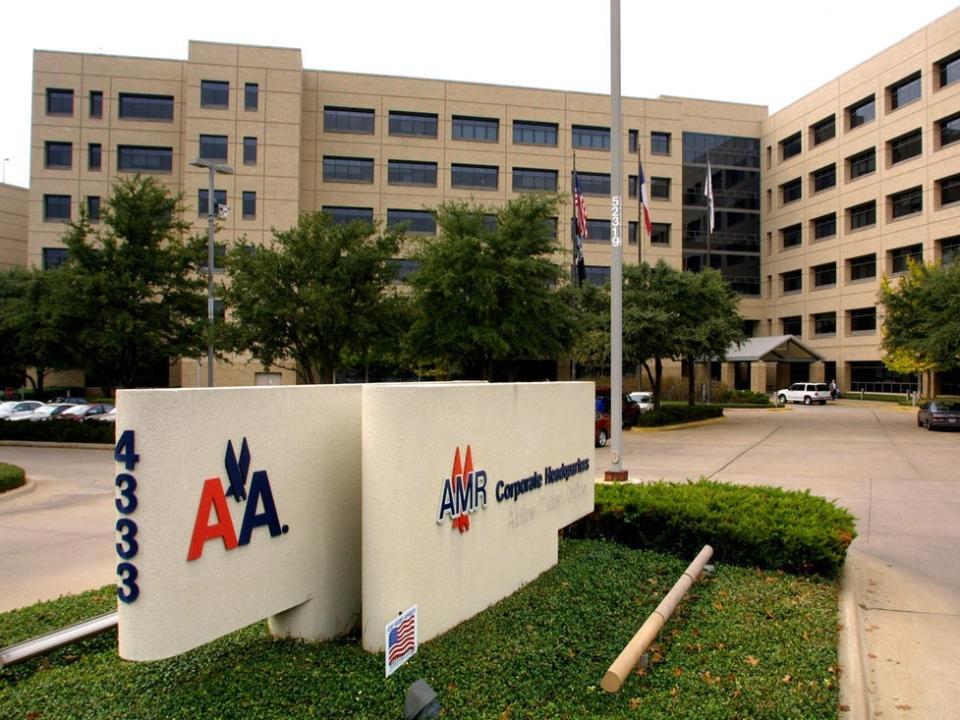 American Airlines headquarters in Fort Worth, Texas, taken in 2001.