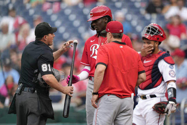 Kennedy wins in his major league return and De La Cruz has 4 hits as the  Reds beat the Nats 8-4 - WTOP News