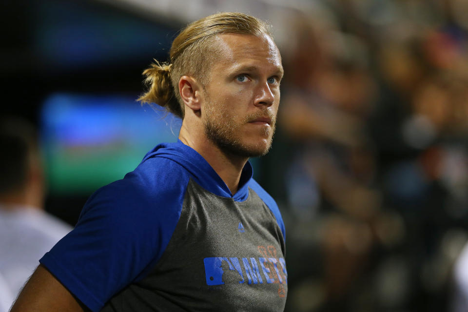 Noah Syndergaard of the New York Mets looks on during a loss against the Atlanta Braves on Saturday. (Getty)