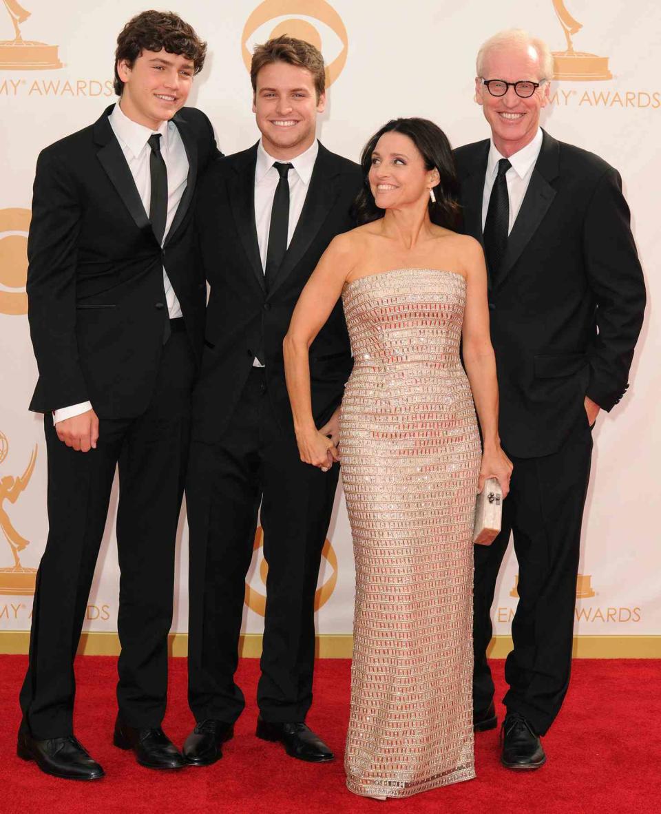 julia-louise-dreyfus-family