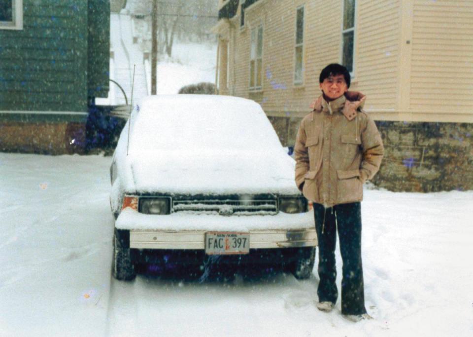 詹金和是家中最會念書的孩子，交大畢業後赴美取得雪城大學電腦碩士。（欣光食品提供）