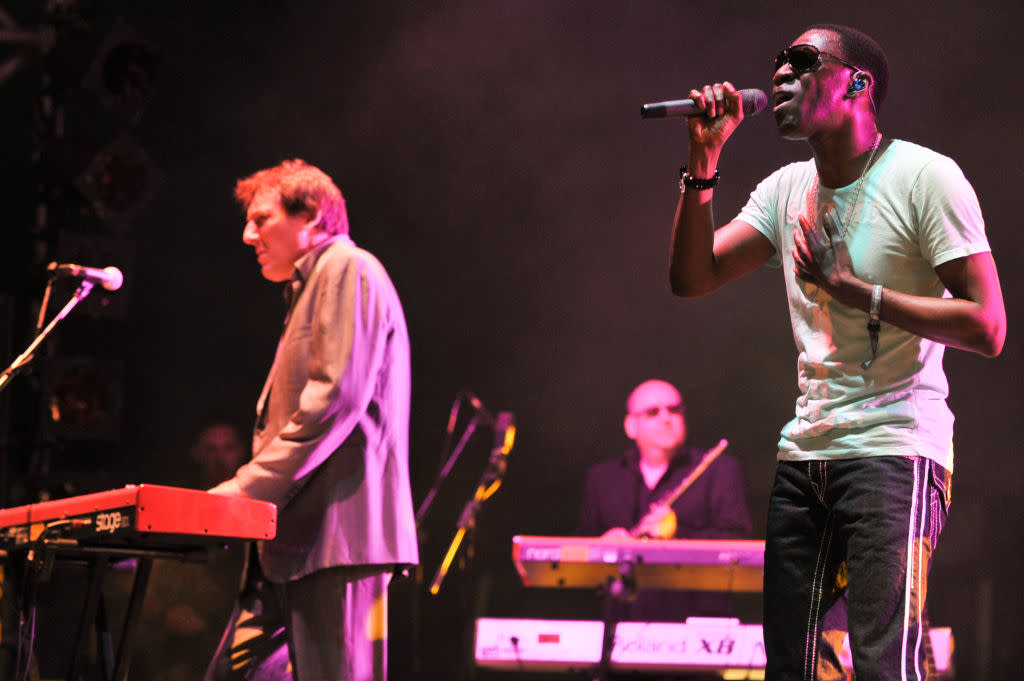 LONDON, ENGLAND - JUNE 26: Paul Tucker and Tunde Baiyewu of Lighthouse Family perform on stage during the third and final day of Hard Rock Calling 2011 at Hyde Park on June 26, 2011 in London, United Kingdom. (Photo by Andy Sheppard/Redferns)