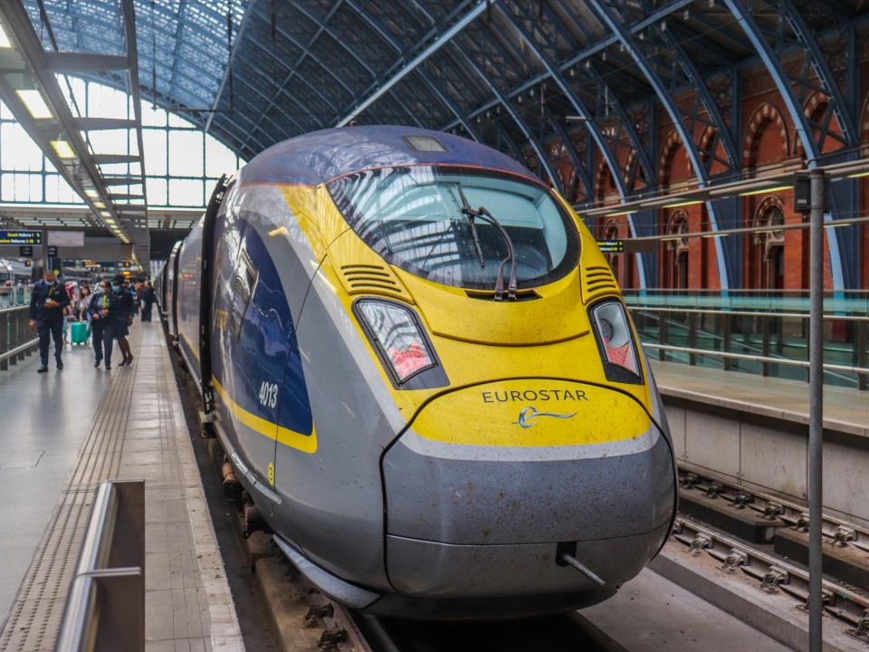 Taking Eurostar between London, UK and Paris, France - Eurostar Trip 2021