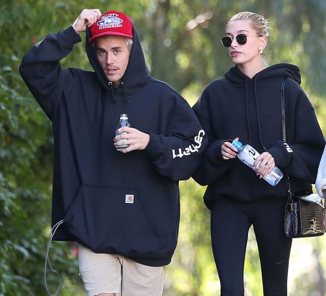 Wait, Hailey Baldwin's Carrying WHAT Inside Her Bag?