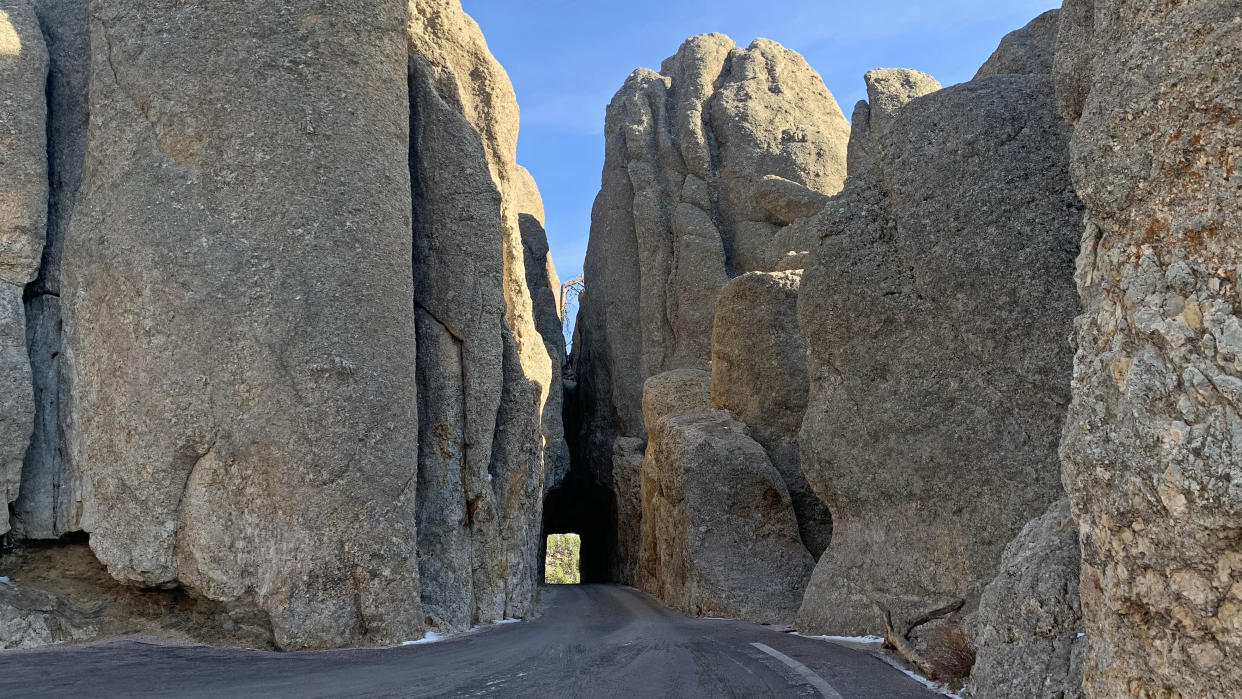  Needles Eye Tunnel at Custer State Park, USA. 