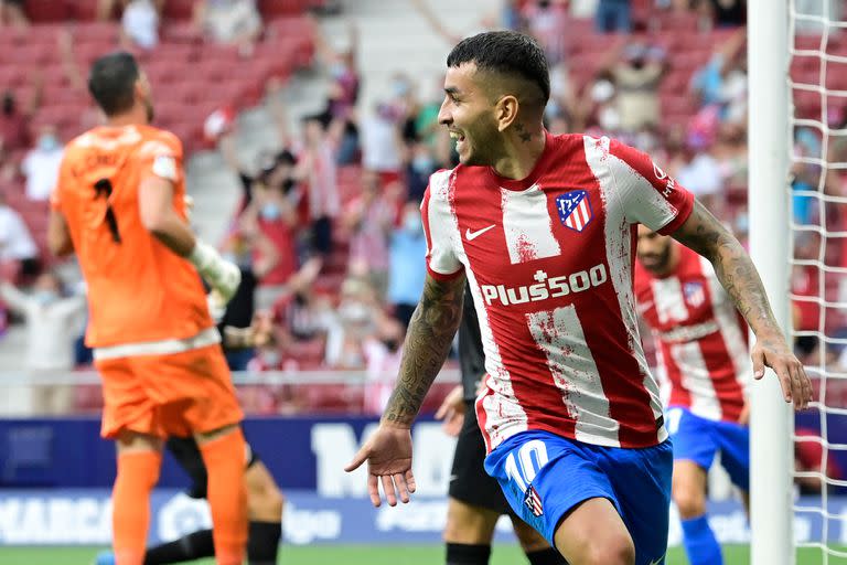 El delantero argentino de Atlético de Madrid, Ángel Correa, uno de los citados por el DT Scaloni que podrá viajar y sumarse a las Eliminatorias.