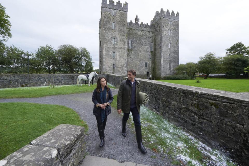 Christmas At Castle Hart Lacey Chabert and Stuart Townsend