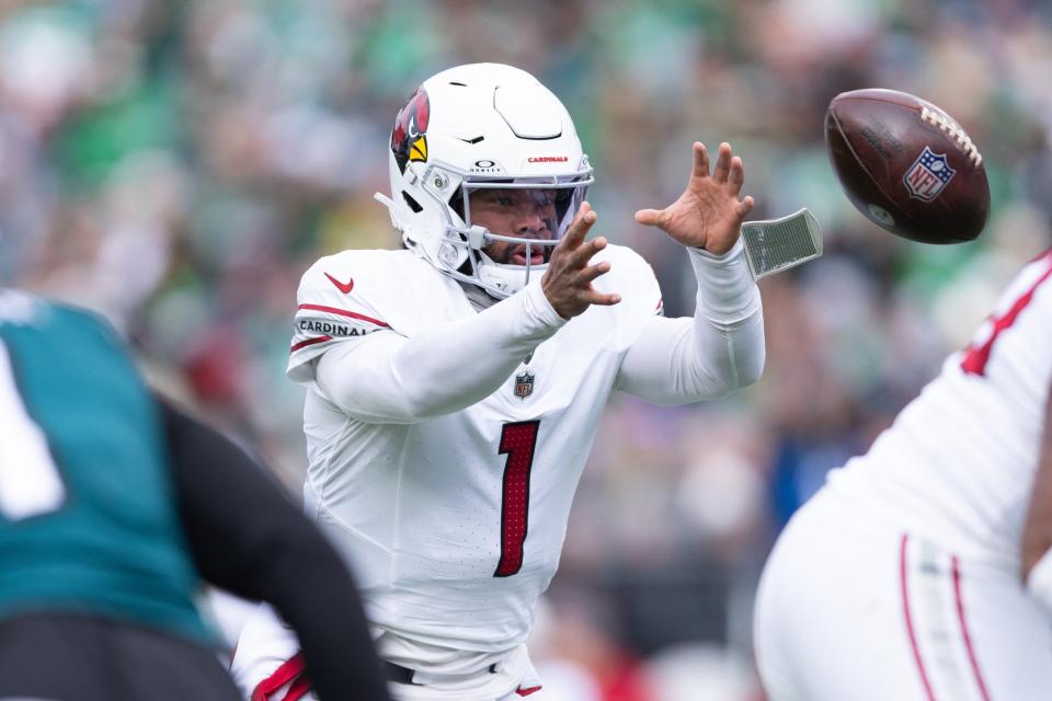 Dec 31, 2023; Philadelphia, Pennsylvania, USA; Arizona Cardinals quarterback Kyler Murray (1) snaps the ball Philadelphia Eagles during the first quarter at Lincoln Financial Field. Mandatory Credit: Bill Streicher-USA TODAY Sports