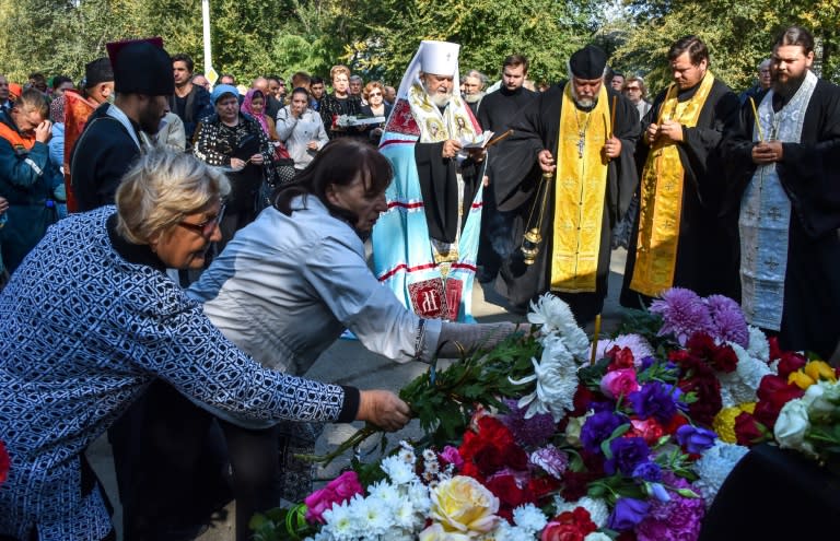 An Orthodox church service for the victims