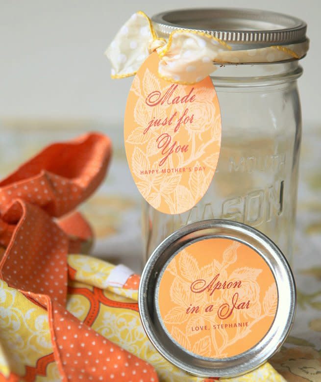 Apron in a Jar