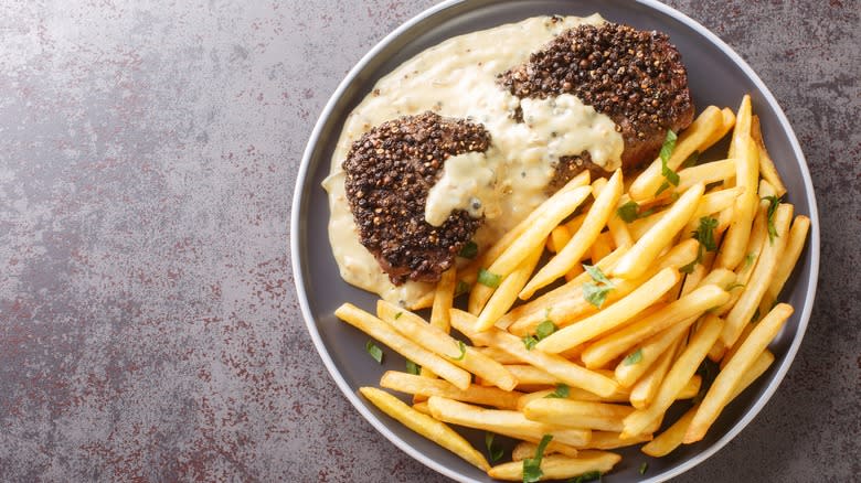 Steak au poivre with fries