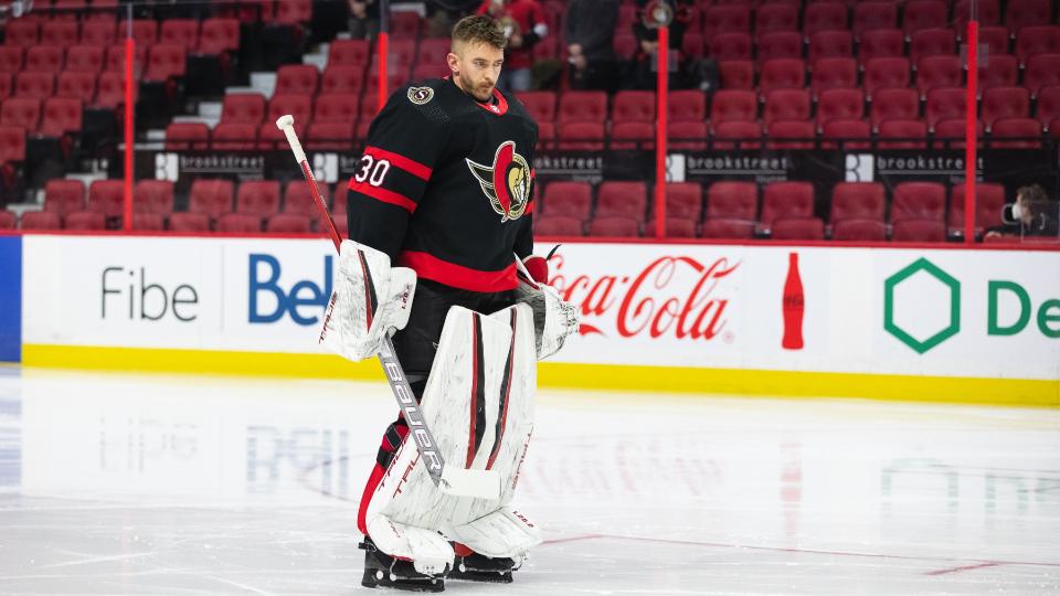 A Maple Leafs fan in his childhood, Matt Murray is now touted to solve the franchise's issues in the net and steer the team towards playoff success. (Getty Images)