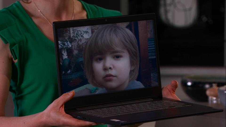 leanne coronation street with an ai imagine of her son oliver