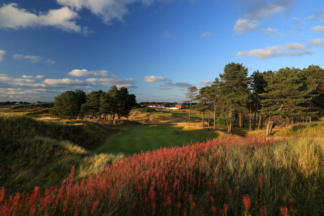 Hillside Golf Club: Course Review, Green Fees, Tee Times and Key Info