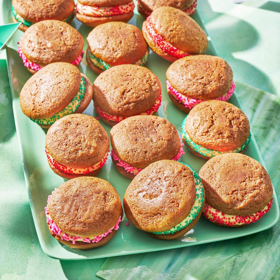 GIngerbread Latte Whoopie Pies