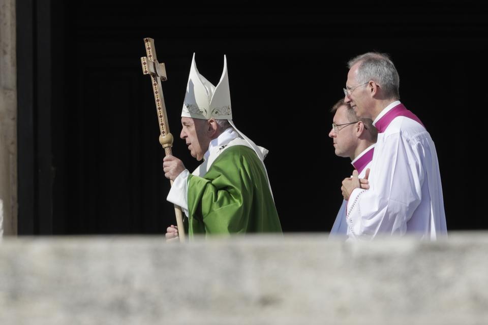 Pope Francis celebrates Mass on the occasion of the Migrant and Refugee World Day, in St. Peter's Square, at the Vatican, Sunday, Sept. 29, 2019. (AP Photo/Andrew Medichini)