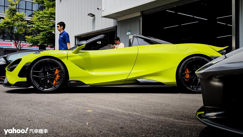 McLaren 765LT