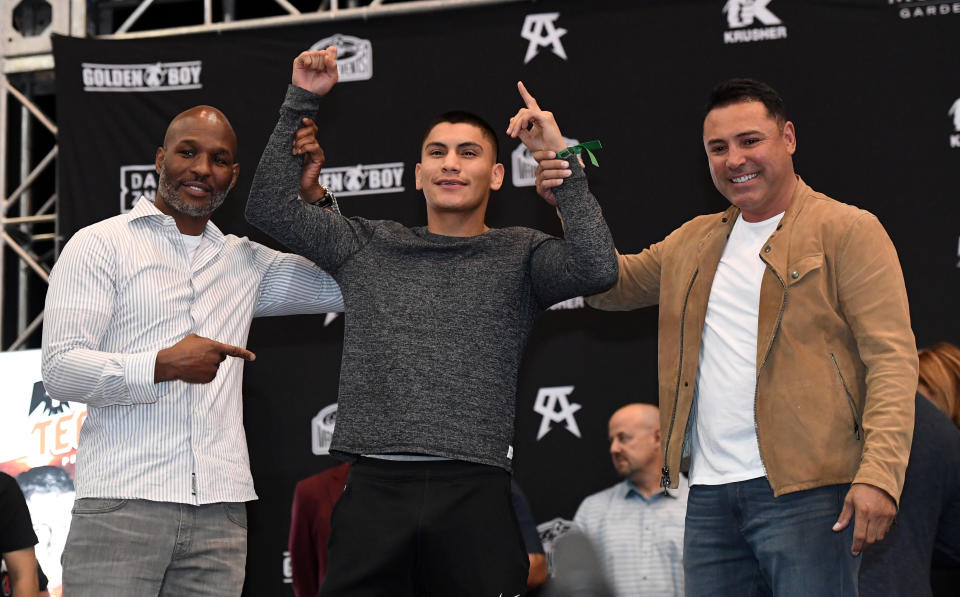 LAS VEGAS, NEVADA - NOVEMBER 01:  (L-R) Golden Boy Promotions partner Bernard Hopkins, boxer Vergil Ortiz Jr. and Golden Boy Promotions Chairman and CEO Oscar De La Hoya pose as they attend the official weigh-in for Canelo Alvarez and WBO light heavyweight champion Sergey Kovalev at MGM Grand Garden Arena on November 1, 2019 in Las Vegas, Nevada. Ortiz is scheduled to fight on December 13, 2019.  (Photo by Ethan Miller/Getty Images)