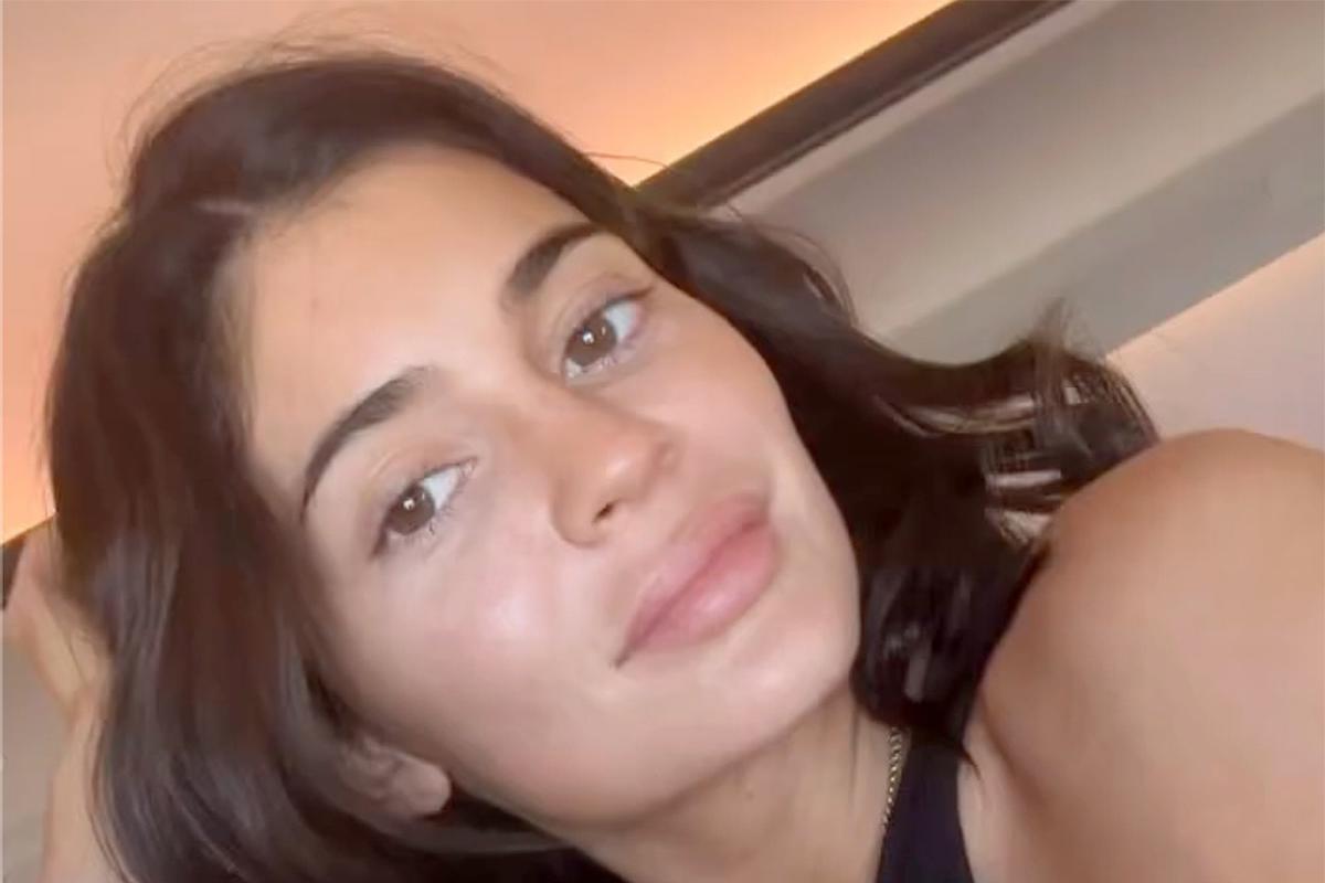 Kylie Jenner admits she ‘missed that long hair’ as she shows off long locks in makeup-free selfie video