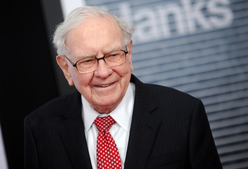 WASHINGTON, D.C. DECEMBER 14: Warren Buffett at the premiere of 'The Post' on December 14, 2017, in Washington, DC. Credit: Dennis Van Tine/MediaPunch/IPX