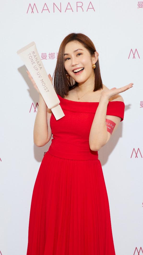 王宇婕今（15）日出席保養品牌代言活動。（圖／MANARA曼娜麗提供）