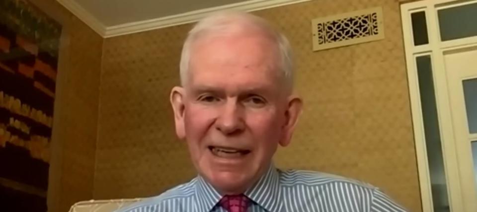 Jeremy Grantham warns the S&P 500 will ‘likely’ plunge another 40% — here are 3 shockproof stocks in his portfolio to help ease the pain