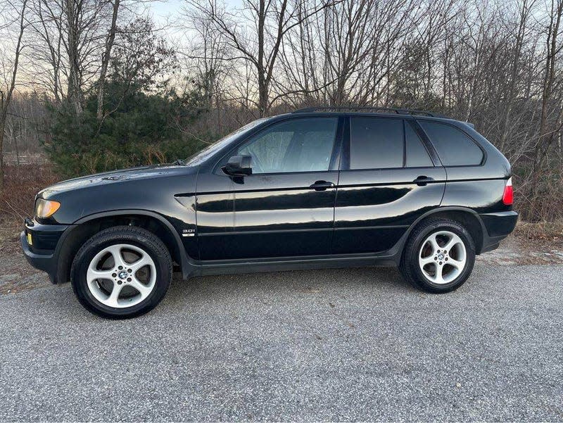 Photo: <a class="link " href="https://nh.craigslist.org/cto/d/londonderry-rare-2001-bmw-x5-30-awd/7755486172.html" rel="nofollow noopener" target="_blank" data-ylk="slk:Craigslist;elm:context_link;itc:0;sec:content-canvas">Craigslist</a>