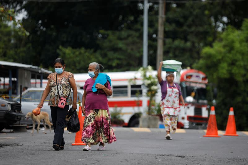 El Salvador's Congress extends emergency powers to fight gangs