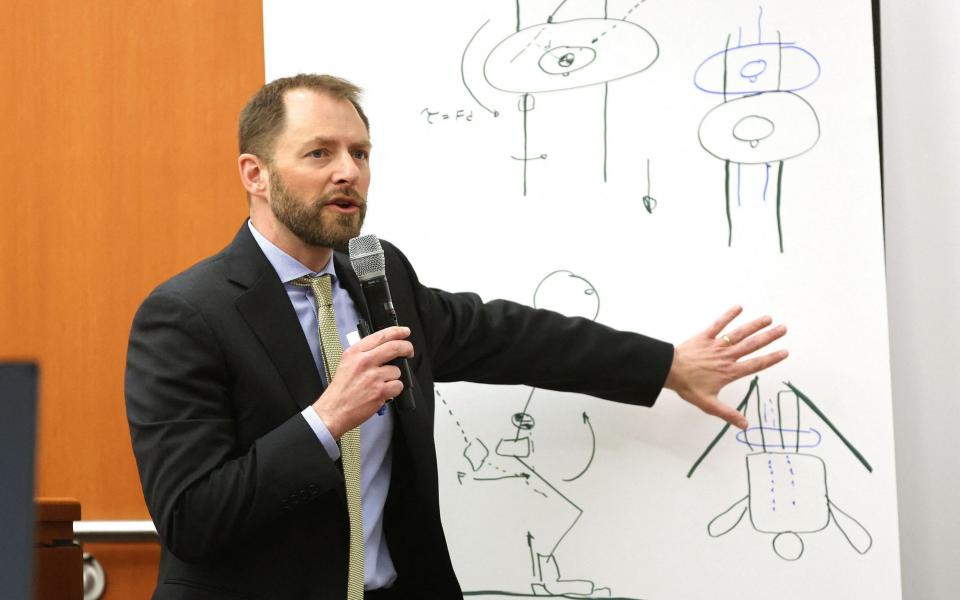 Doctor Irving Scher testifies during the lawsuit trial of Terry Sanderson vs. Gwyneth Paltrow - JEFFREY D. ALLRED