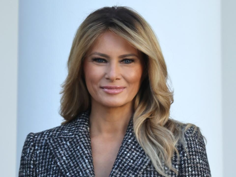 Former Friends of Melania Trump Reported What Type of Mother She Is to Her Teenage Son Barron - Yahoo Life