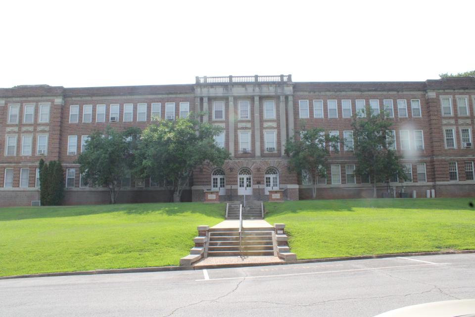 The Lowrey Administration Building on Blue Mountain Christian University campus.