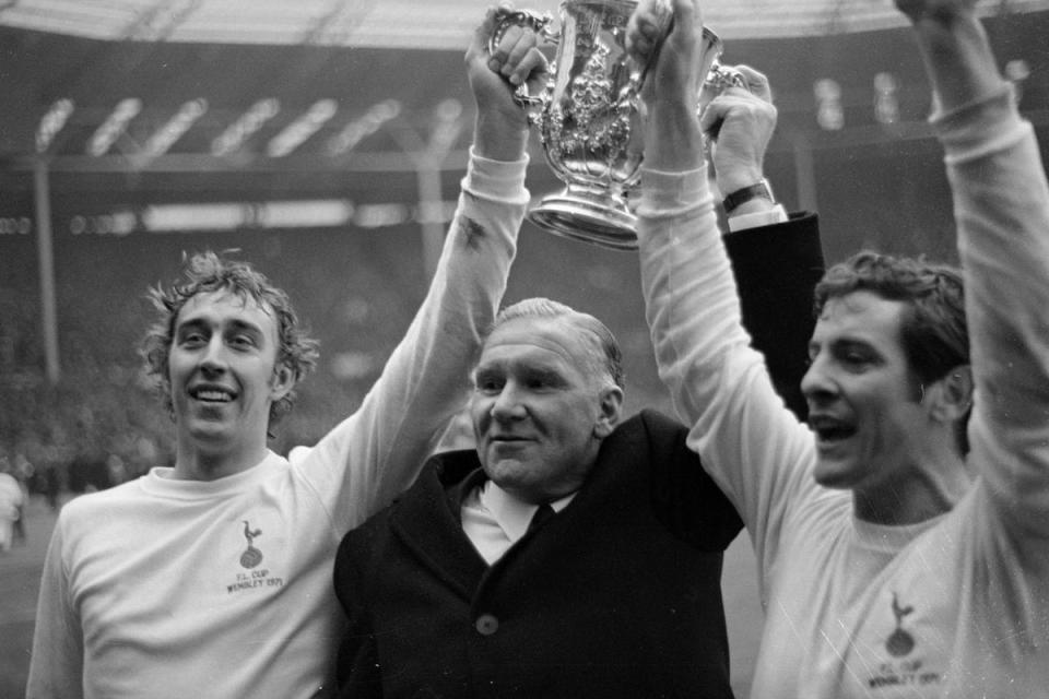 Bill Nicholson with the League Cup trophy in 1971 ((Jackson/Central Press/Getty Images))