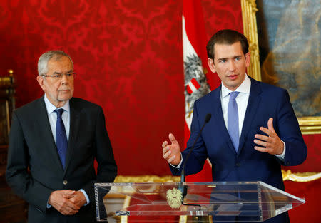 Austria's Chancellor Sebastian Kurz and Austrian President Alexander Van der Bellen attend a news conference, in Vienna, Austria, May 19, 2019. REUTERS/Leonhard Foeger