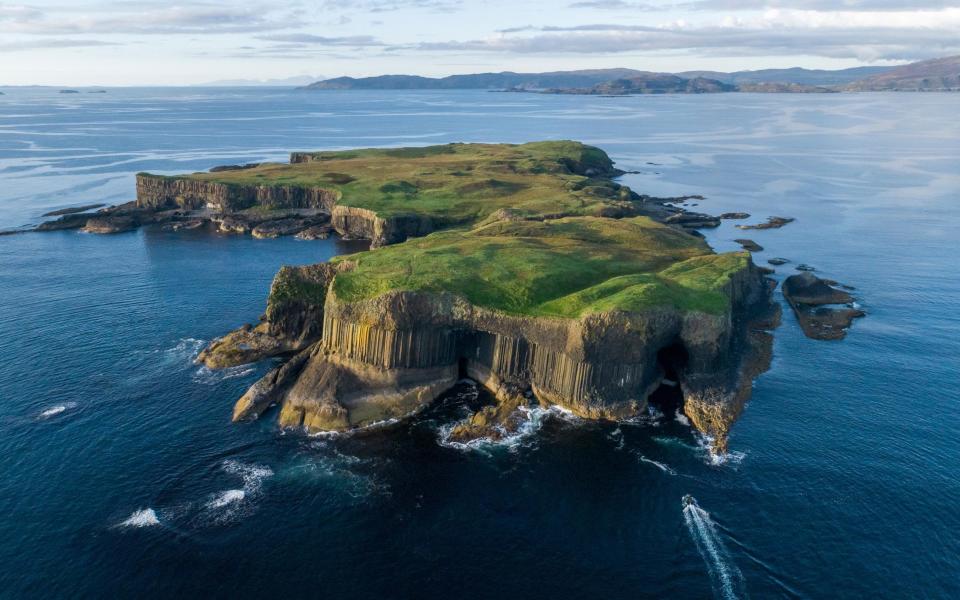 The Isle of Staffa - Saskia Coulson and Colin Tennant / EYOS