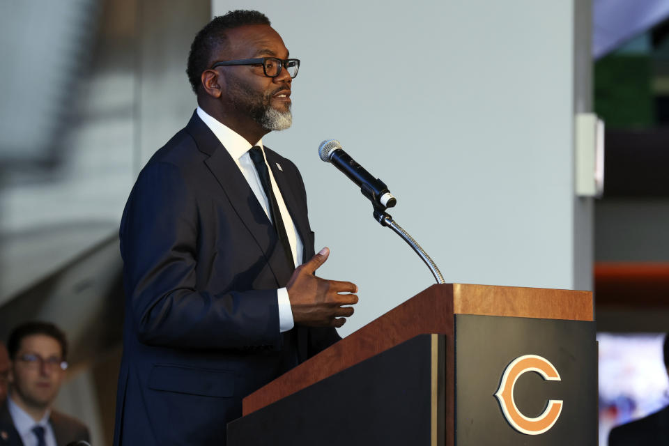 CORRETS ID TO CHICAGO MAYOR BRANDON JOHNSON, NOT CHICAGO BEARS PRESIDENT KEVIN WARREN - Chicago Mayor Brandon Johnson speaks during a news conference where NFL football team unveiled a nearly $5 billion proposal Wednesday, April 24, 2024, in Chicago, for an enclosed stadium next door to their current home at Soldier Field.(AP Photo/Teresa Crawford)