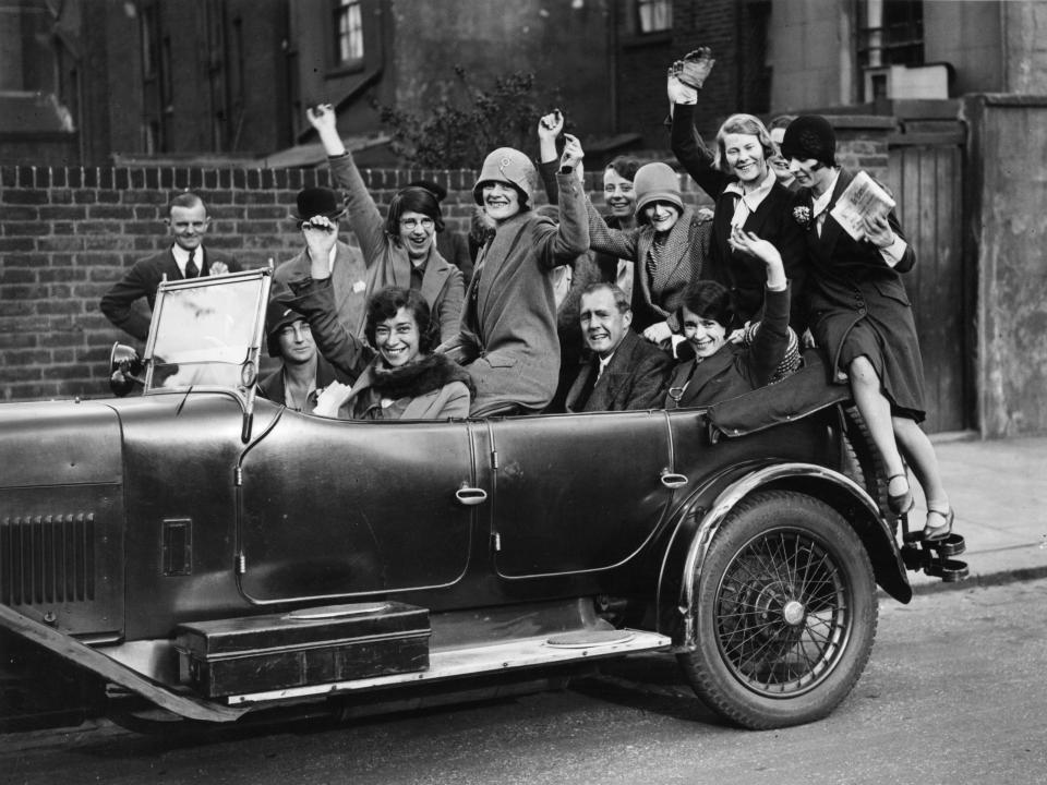 car flappers 1920s