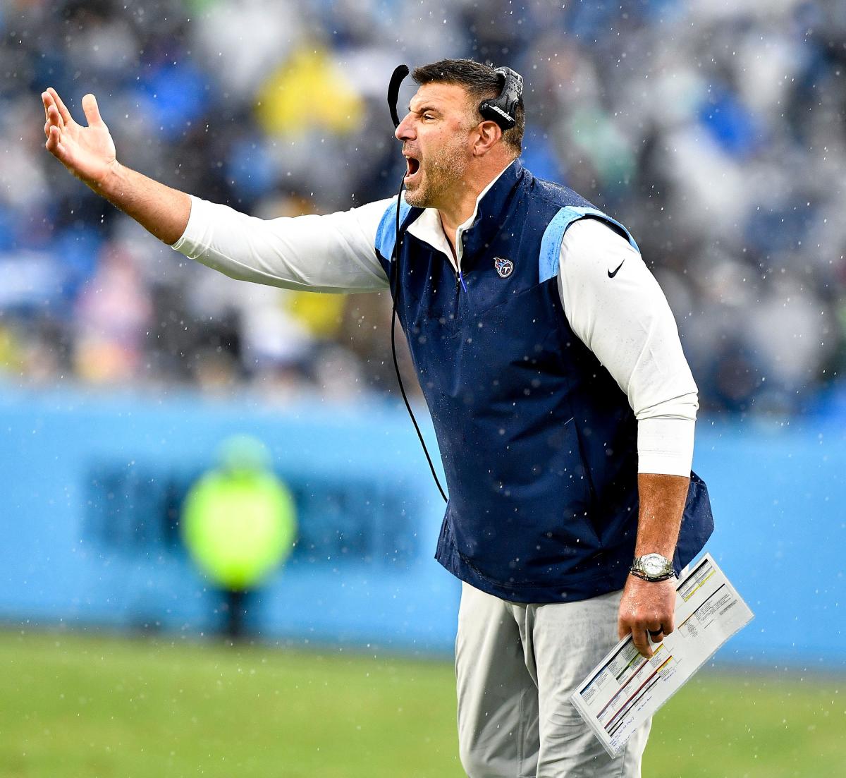 Live: Tennessee Titans' Vrabel addresses media after win over Jags