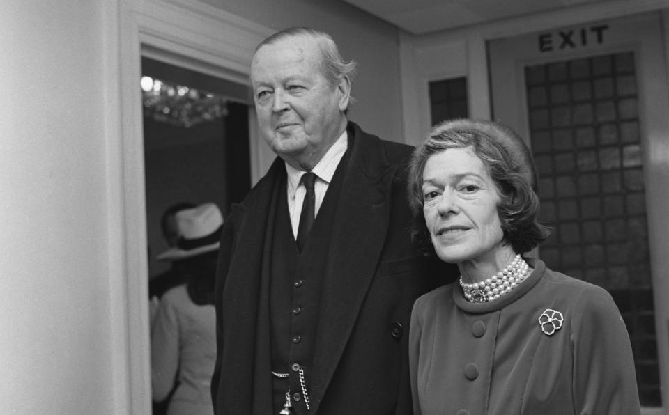 John Spencer-Churchill, 10th Duke of Marlborough, marries the former Frances Laura Charteris (1915 - 1990) in London, 1972 - Evening Standard/Hulton Archive/Getty Images