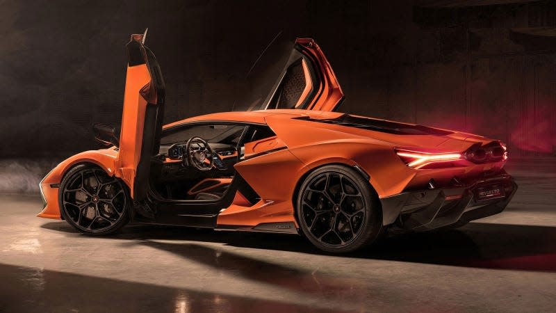 A photo of the doors on the Lamborghini Revuelto. 