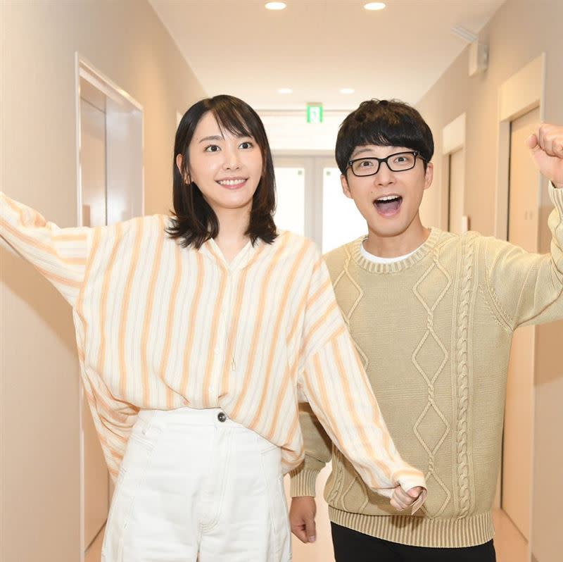 星野源宣布與新垣結衣結婚。（圖／翻攝自月薪嬌妻推特）