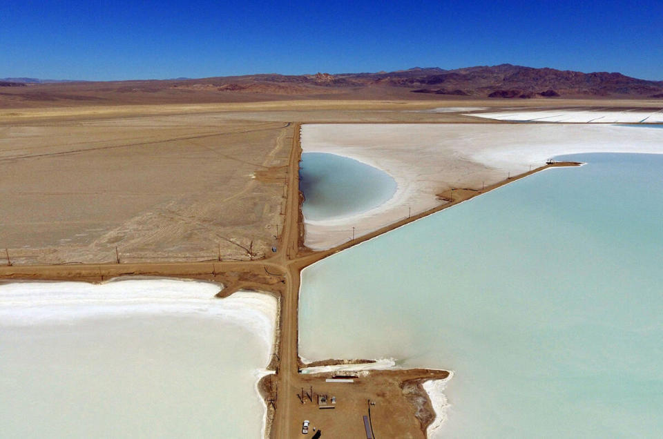 Lithium brine evaporation ponds at Albemarle's lithium mine in Silver Peak are seen in 2021. (Bizuayehu Tesfaye/Las Vegas Review-Journal/Tribune News Service via Getty Images)