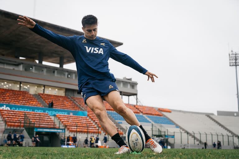 Tomás Albornoz será titular en el test match que le dará una oportunidad como apertura titular de la selección