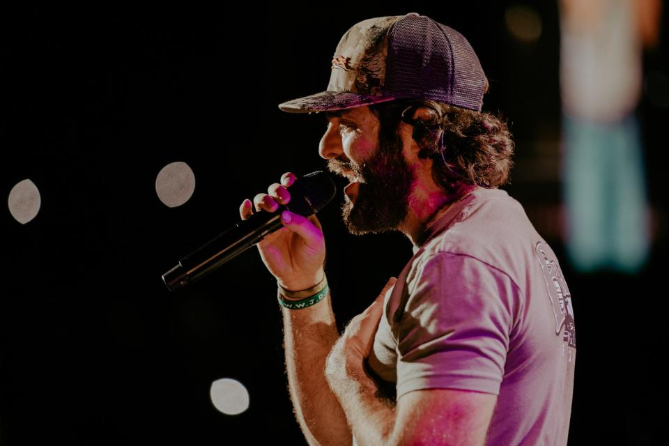 Thomas Rhett will play the BJCC Arena in Birmingham Thursday.