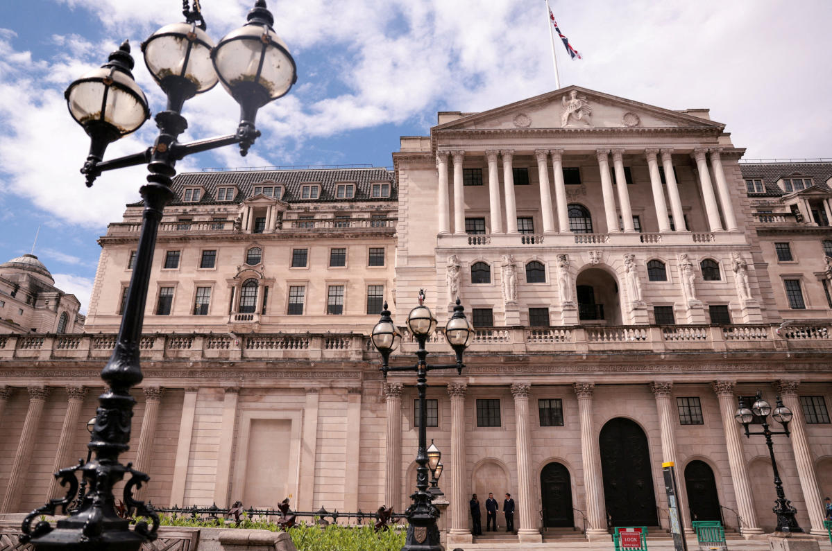 Possibility of multiple Bank of England interest rate cuts rises on jobs and inflation data