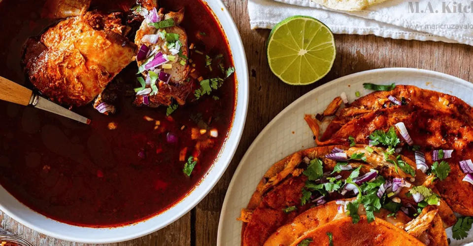 Birria de pollo con caldo