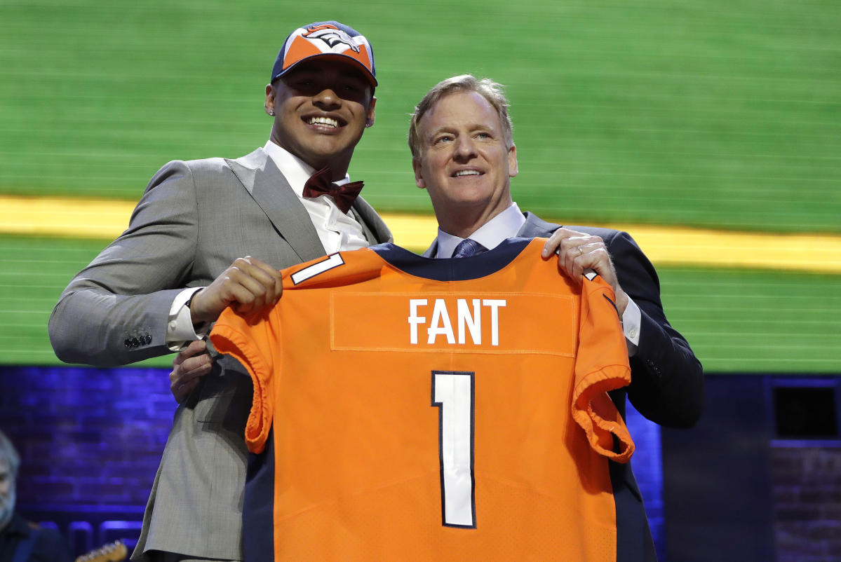 Broncos select TE Noah Fant with 20th-overall pick