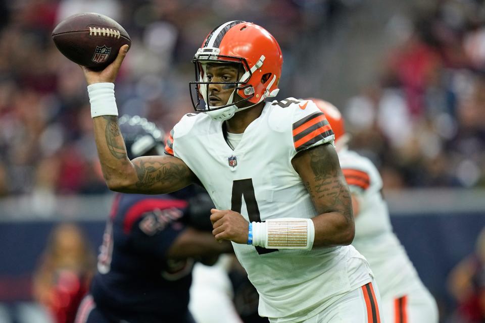 Cleveland Browns quarterback Deshaun Watson (4) throws a pass during the first half of an NFL football game between the Cleveland Browns and Houston Texans in Houston, Sunday, Dec. 4, 2022,. (AP Photo/Eric Gay)