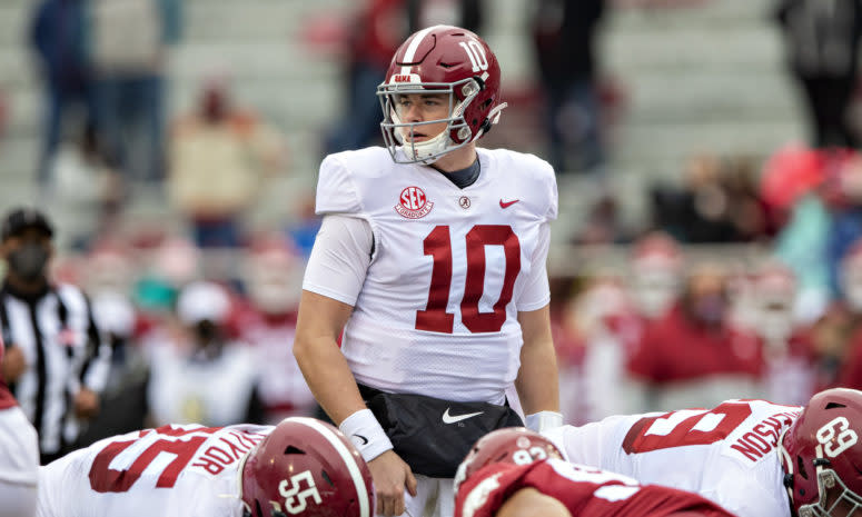 Mac Jones under center for Alabama.