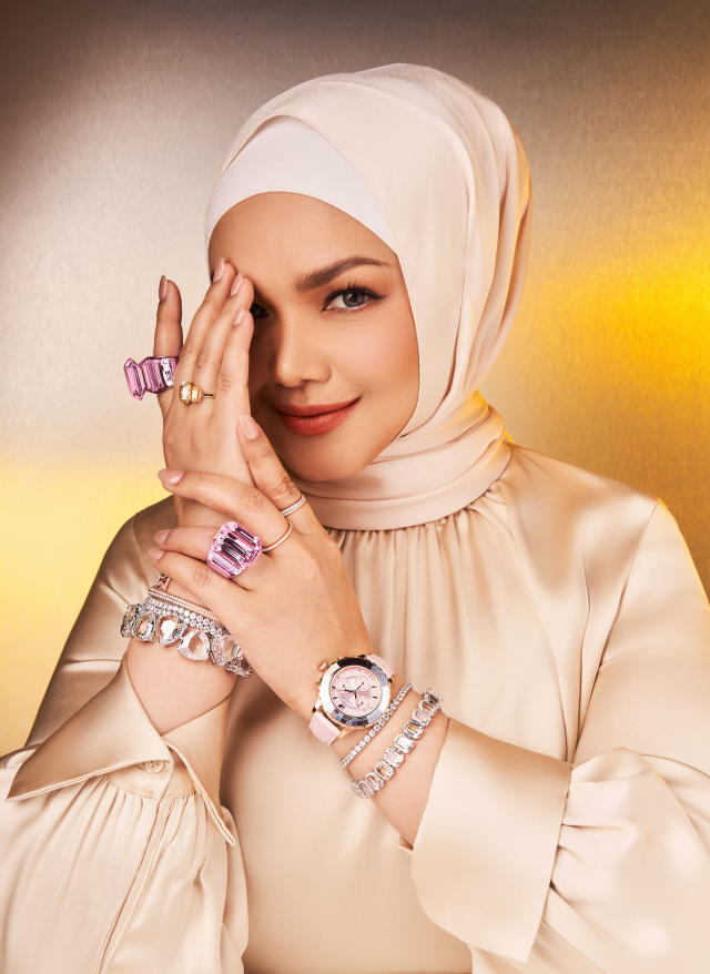 Video Sex Siti Nurhaliza - Dato' Sri Siti Nurhaliza is the face of Swarovski's Hari Raya 2022 campaign