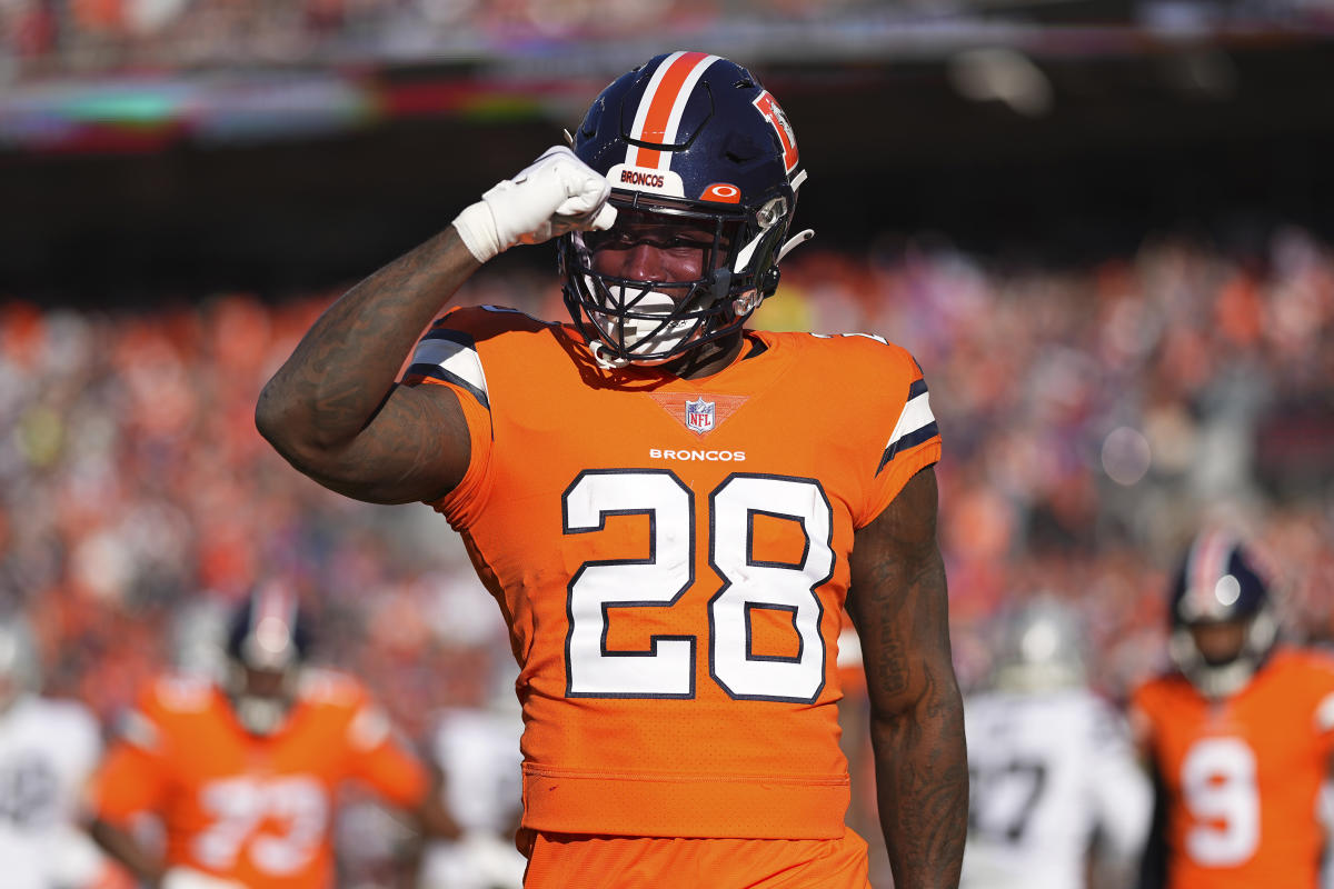 Week 3 waiver wire: Should you drop Broncos RB Samaje Perine in fantasy  football? - DraftKings Network